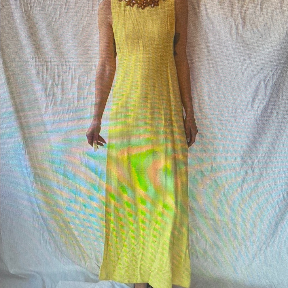 Elegant Yellow Sleeveless Dress